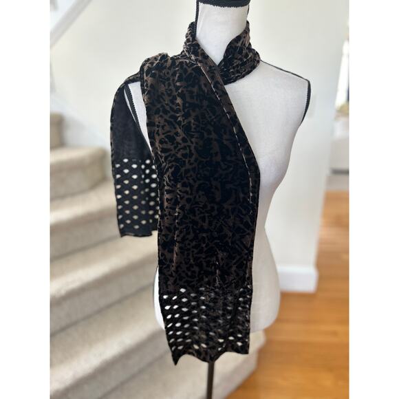 Chicos Brown & Black Leopard Print Velvet Cut Out Scarf Silk Blend - Picture 1 of 6